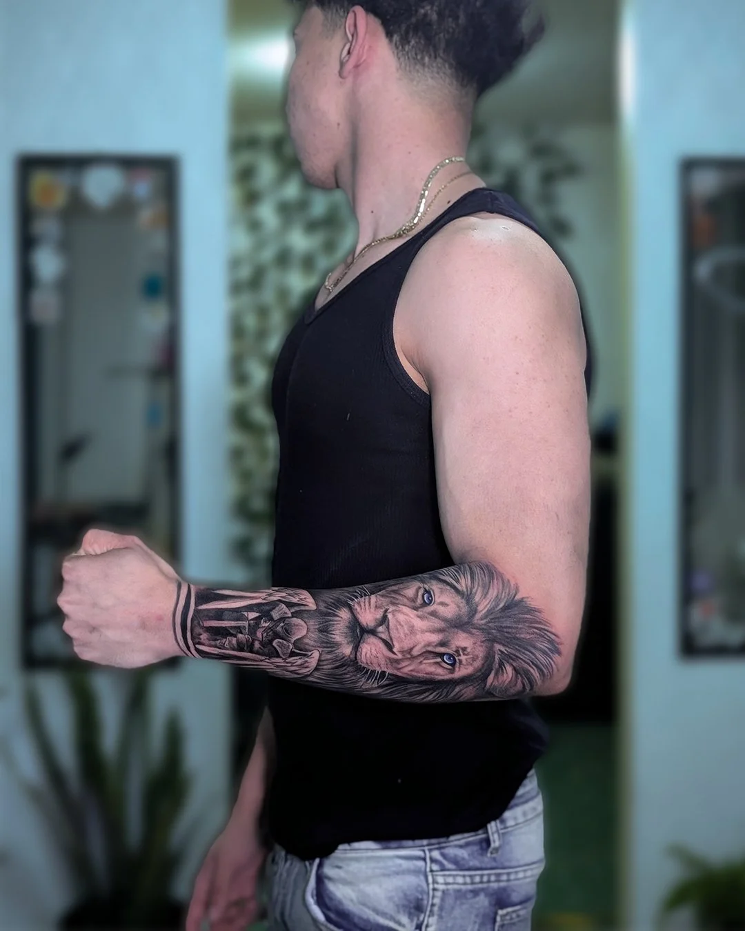 León guerrero, trabajo de Inkxa Tattoo Studio