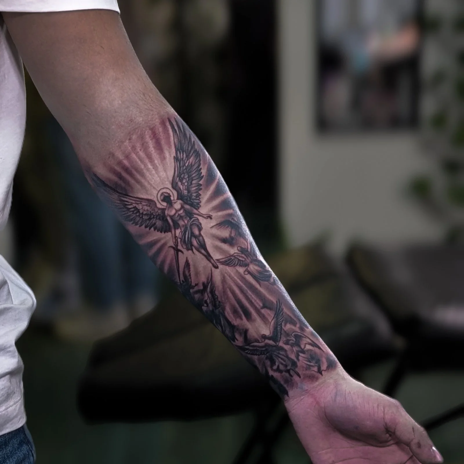 Geometría · Mano, trabajo de Inkxa Tattoo Studio